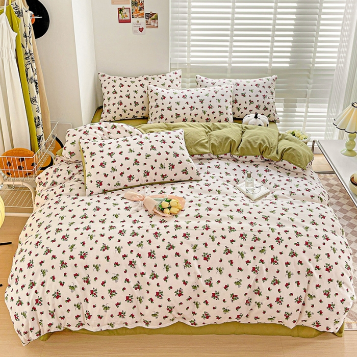 91家纺网 家纺一手货源 找家纺 暖芯优选2023新款超柔有氧小竺提花棉双层纱学生四件套 小草莓