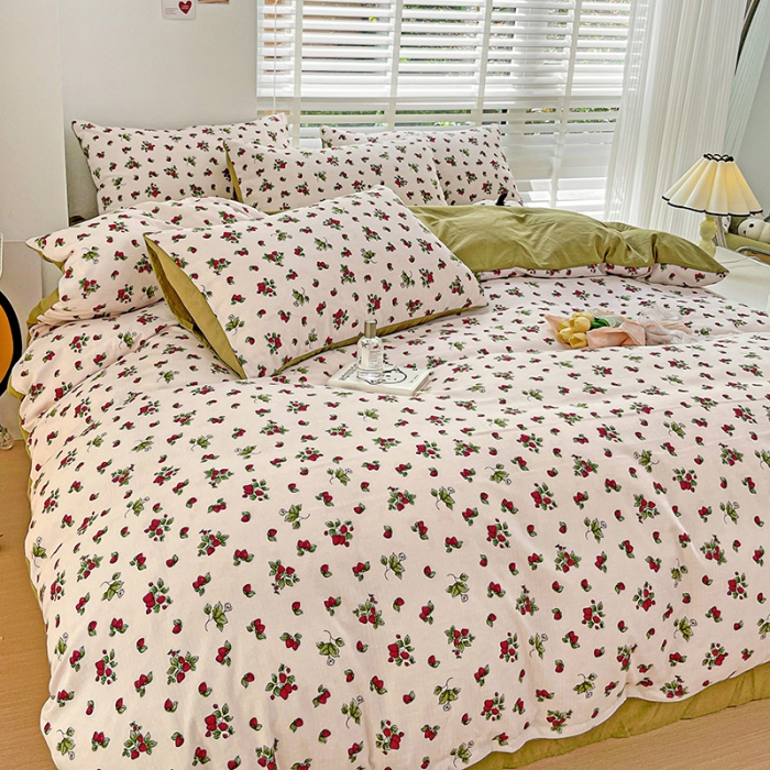 91家纺网 家纺一手货源 找家纺 暖芯优选2023新款超柔有氧小竺提花棉双层纱学生四件套 小草莓