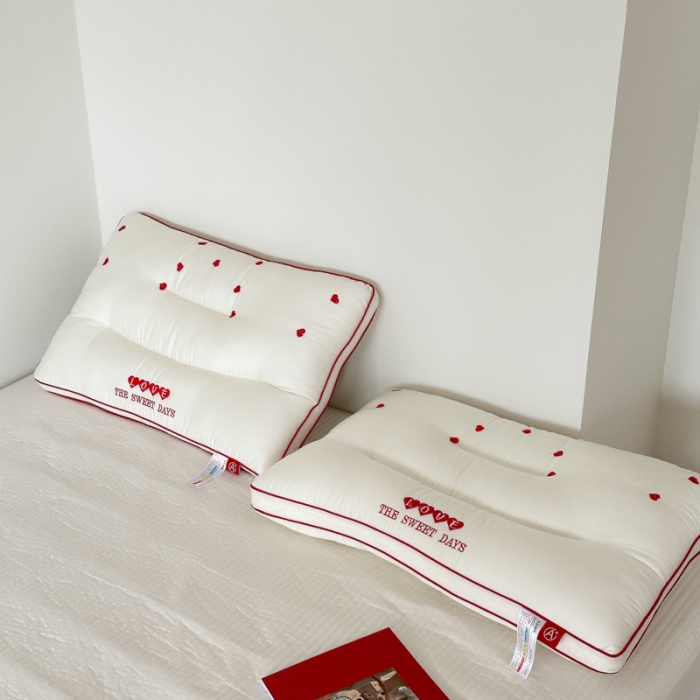 91家纺网 家纺一手货源 找家纺 （总）伟邦枕芯 新款花好月圆护颈枕