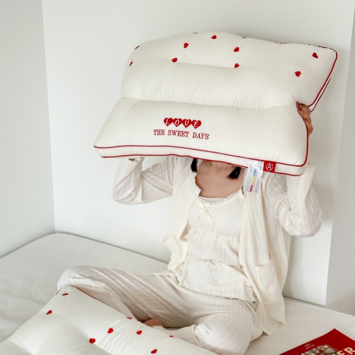 91家纺网 家纺一手货源 找家纺 （总）伟邦枕芯 新款花好月圆护颈枕