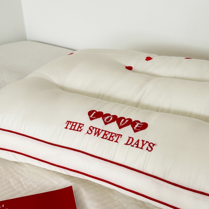 91家纺网 家纺一手货源 找家纺 （总）伟邦枕芯 新款花好月圆护颈枕