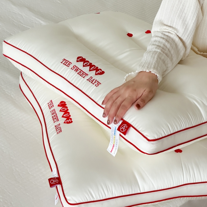 91家纺网 家纺一手货源 找家纺 （总）伟邦枕芯 新款花好月圆护颈枕