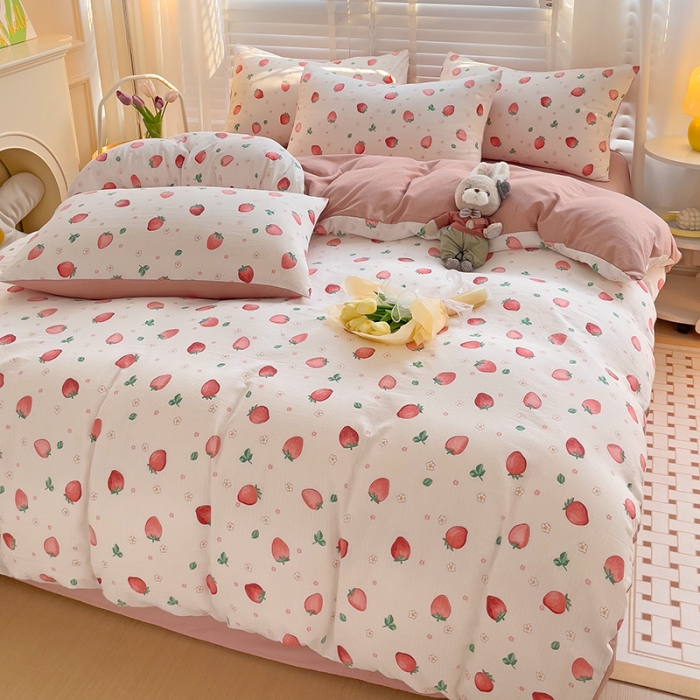 91家纺网 家纺一手货源 找家纺 暖芯优选2023新款超柔有氧小竺提花棉双层纱学生四件套 花朵草莓
