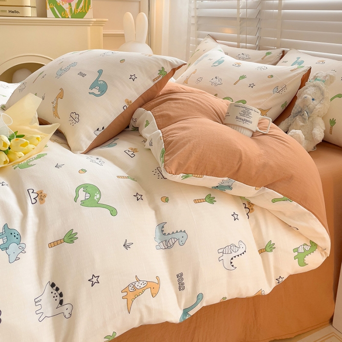 91家纺网 家纺一手货源 找家纺 暖芯优选2023新款超柔有氧小竺提花棉双层纱学生四件套 恐龙星球