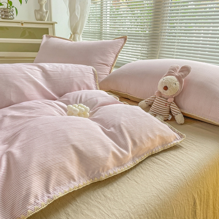 91家纺网 家纺一手货源 找家纺 暖芯优选 2023新款无印风贝壳绣双层纱棉麻水洗四件套 宁静-云云粉