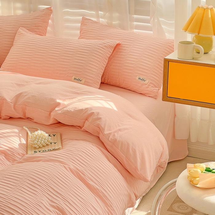 91家纺网 家纺一手货源 找家纺 暖芯优选 2023新款韩版泡泡纱水洗棉拼色床单床笠四件套 樱花粉