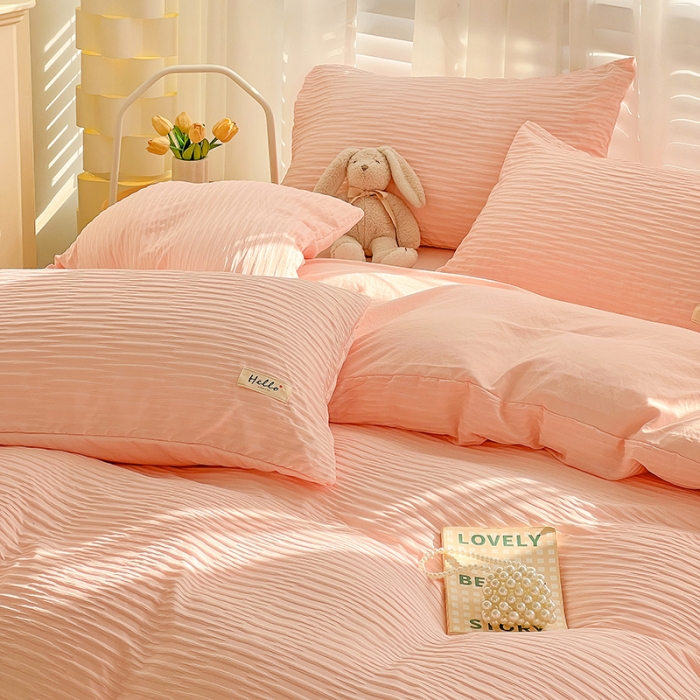 91家纺网 家纺一手货源 找家纺 暖芯优选 2023新款韩版泡泡纱水洗棉拼色床单床笠四件套 樱花粉