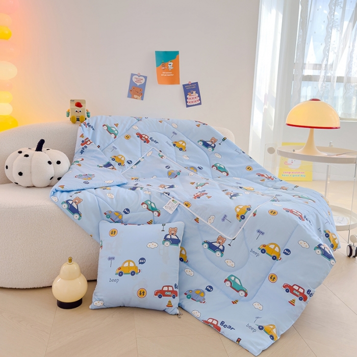 91家纺网 家纺一手货源 找家纺 良佐生活 2023新款A类60支全棉儿童多功能抱枕被 滴滴汽车