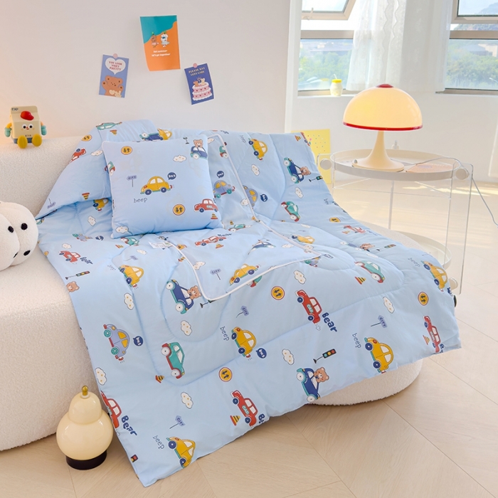 91家纺网 家纺一手货源 找家纺 良佐生活 2023新款A类60支全棉儿童多功能抱枕被 滴滴汽车