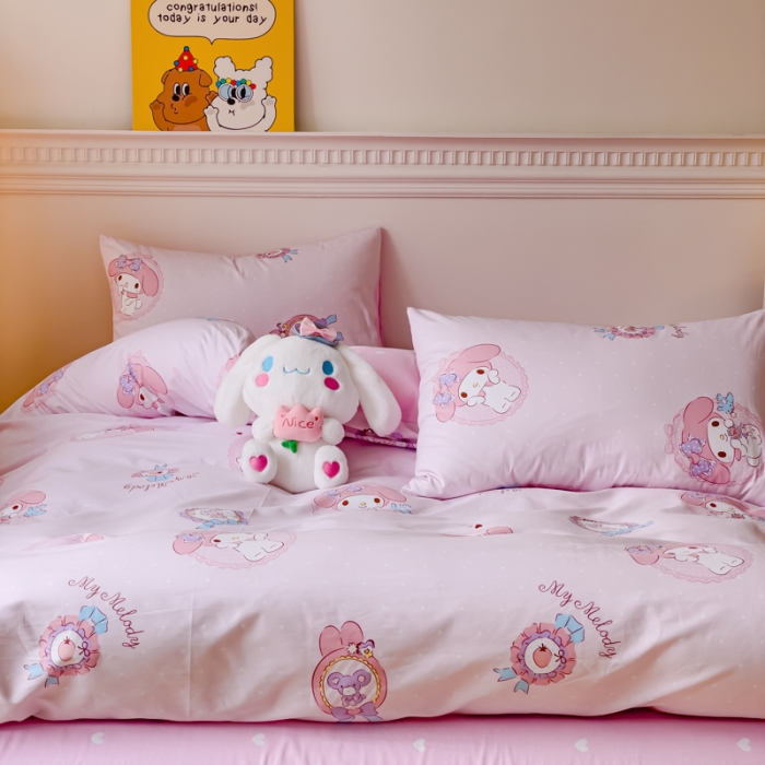 91家纺网 家纺一手货源 找家纺 金丝鸟家纺 2023新款全棉印花三利欧库洛米系列四件套 糖果兔