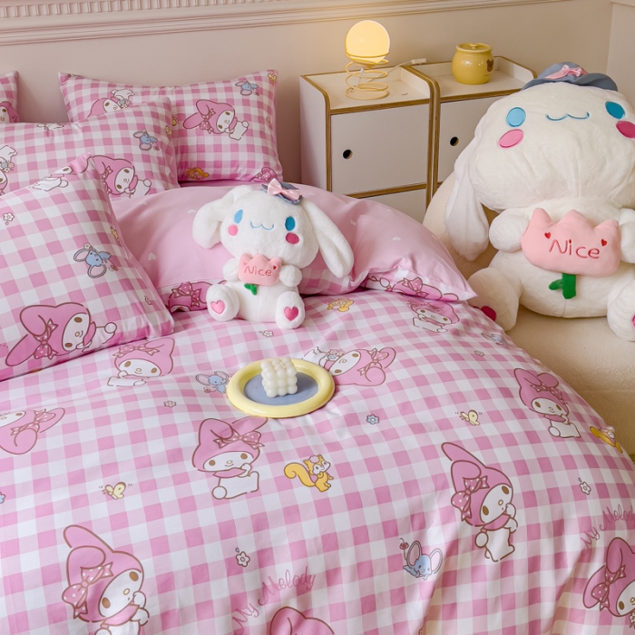 91家纺网 家纺一手货源 找家纺 金丝鸟家纺 2023新款全棉印花三利欧库洛米系列四件套 田格兔