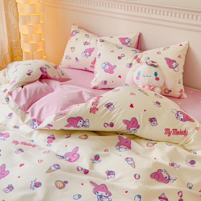 91家纺网 家纺一手货源 找家纺 金丝鸟家纺 2023新款全棉印花三利欧库洛米系列四件套 甜品小兔