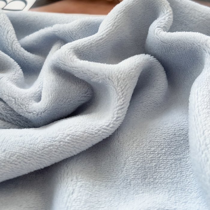 91家纺网 家纺一手货源 找家纺 慕尚家纺 2025新款牛奶绒大眼睛系列四件套 露娜白云石