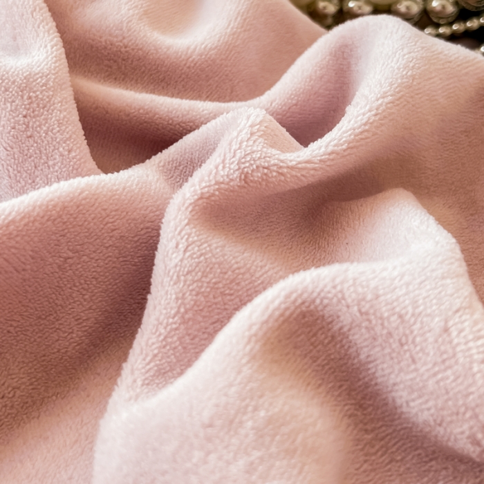 91家纺网 家纺一手货源 找家纺 慕尚家纺 2025新款牛奶绒大眼睛系列四件套 露娜粉豆沙