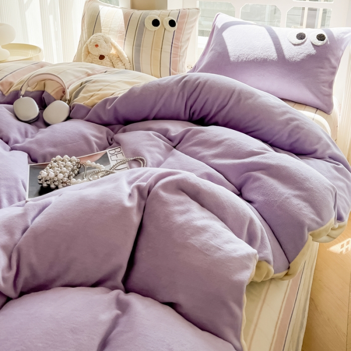 91家纺网 家纺一手货源 找家纺 慕尚家纺 2025新款牛奶绒大眼睛系列四件套 露娜风铃紫