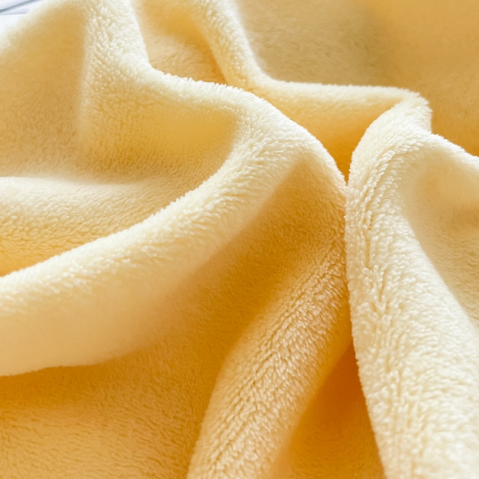 91家纺网 家纺一手货源 找家纺 慕尚家纺 2025新款牛奶绒大眼睛系列四件套 露娜嫩黄