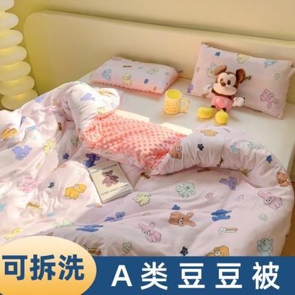 91家纺网 家纺一手货源 找家纺 希诺 2023新款普版豆豆绒多功能被套盖毯针织棉宝宝盖毯 彩虹兔