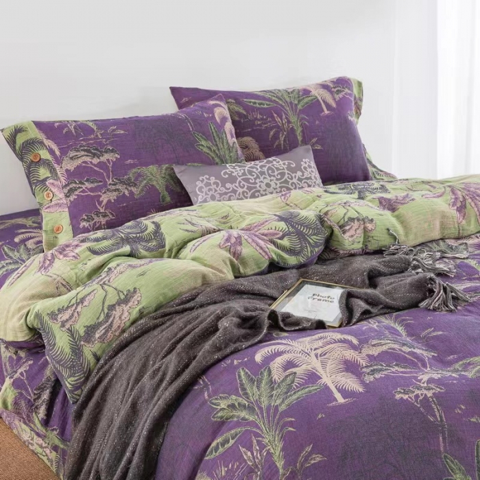 91家纺网 家纺一手货源 找家纺 双层纱家居 2023新款纽扣aa款双层纱四件套 奇幻丛林紫