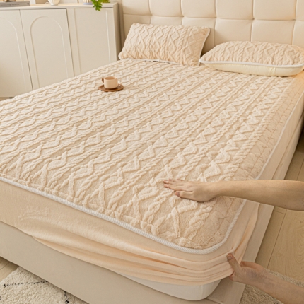 91家纺网 家纺一手货源 找家纺 （总）可恩欣 2025爆款A类塔芙绒夹棉床笠塔芙绒牛奶绒床笠三件套