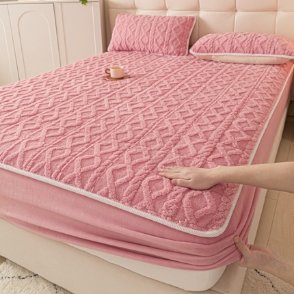 91家纺网 家纺一手货源 找家纺 （总）可恩欣 2025爆款A类塔芙绒夹棉床笠塔芙绒牛奶绒床笠三件套