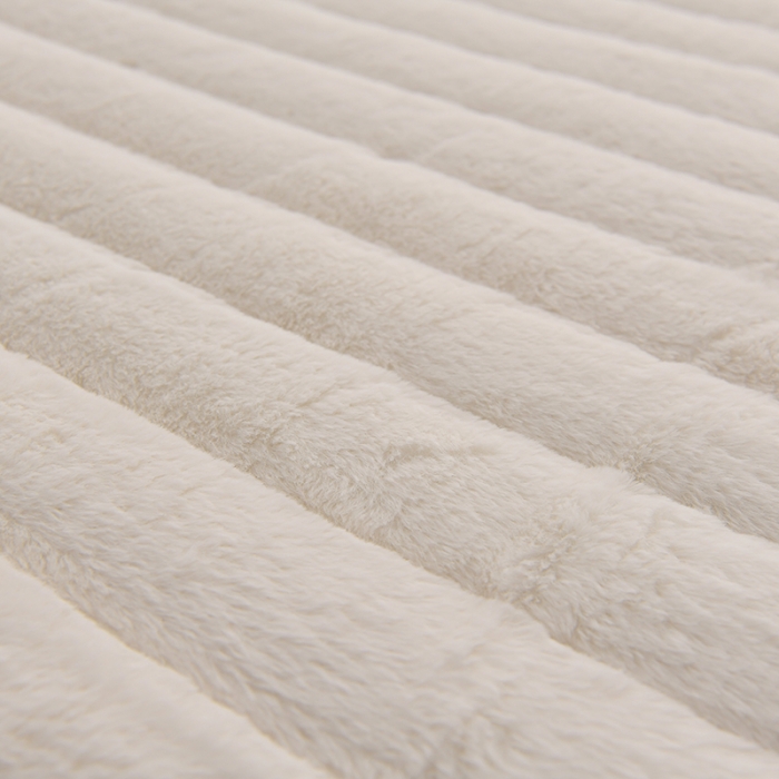 91家纺网 家纺一手货源 找家纺 亿丁点床垫 2023新款A类加厚兔毛绒床垫 兔绒记忆棉充填米白色