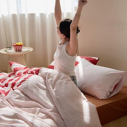 91家纺网 家纺一手货源 找家纺 （总）桃子 新款ins博主大版简约几何条纹轻奢拼接条纹纯棉四件套