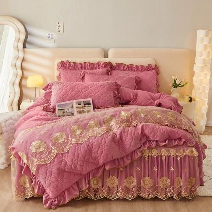 91家纺网 家纺一手货源 找家纺 （总）罗艺轩 2024秋冬新款水晶绒花样年华全夹棉加厚床裙四件套