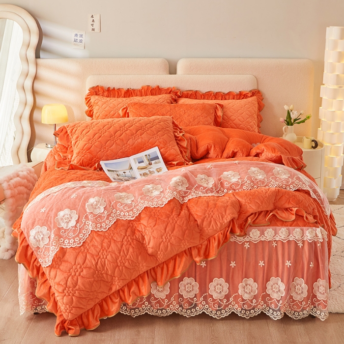 91家纺网 家纺一手货源 找家纺 （总）罗艺轩 2024秋冬新款水晶绒花样年华全夹棉加厚床裙四件套