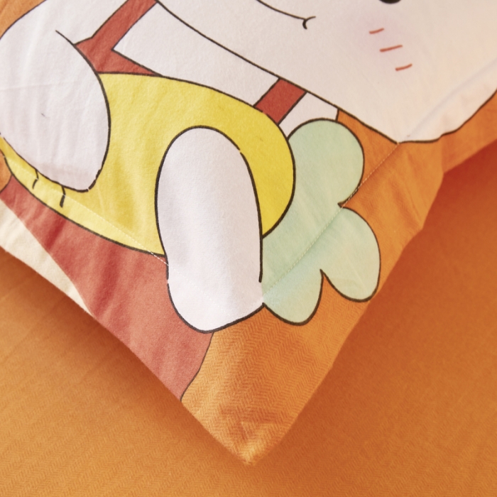 91家纺网 家纺一手货源 找家纺 伊而梦 2023新款全棉磨毛印花四件套系列单品枕套 兔子家族-桔