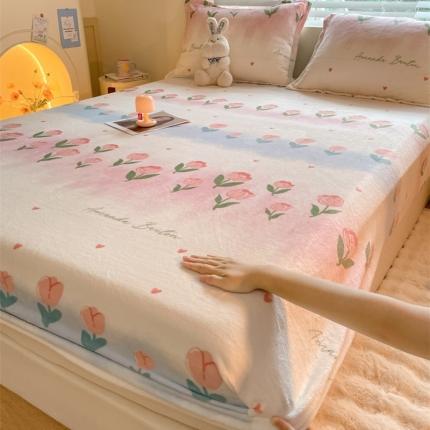 91家纺网 家纺一手货源 找家纺 柒月家居 2023新款牛奶绒床笠 浪漫花园