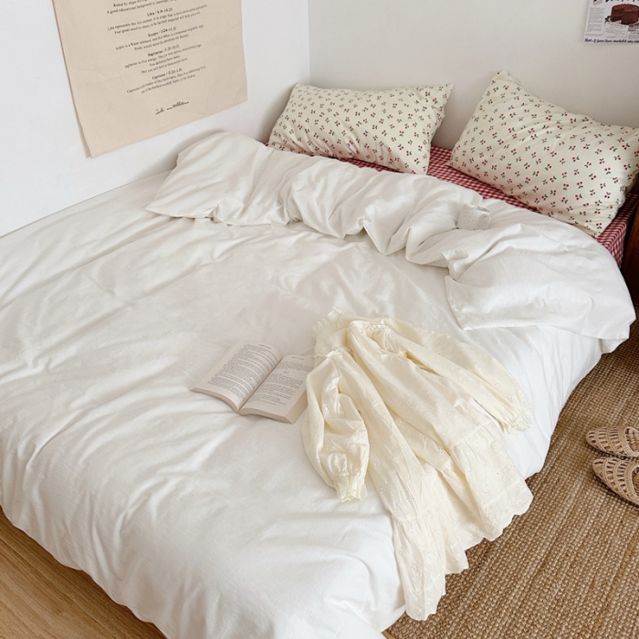 91家纺网 家纺一手货源 找家纺 艾沁 2024新款全棉水洗棉小清新混搭四件套 樱桃+本白