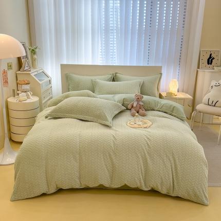 91家纺网 家纺一手货源 找家纺 （总）全季家居  2023新款麦穗纹高克重牛奶绒色织提花被套单件