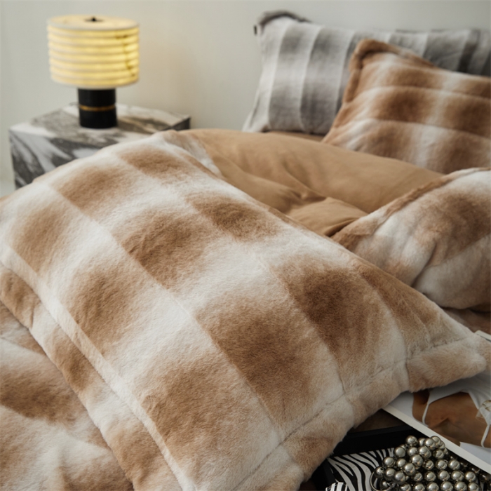 91家纺网 家纺一手货源 找家纺 安莱生活 2023年新品皮草绒高端四件套 皮草绒-巴斯