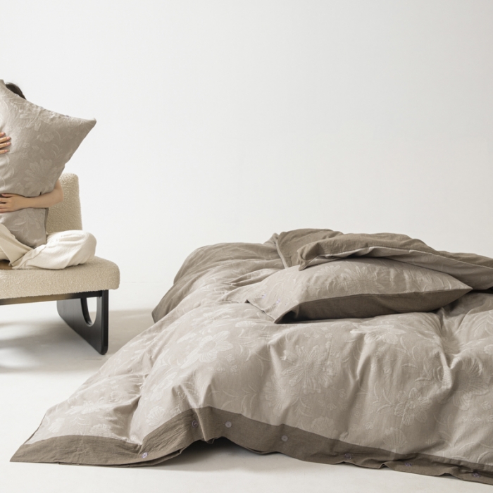 91家纺网 家纺一手货源 找家纺 安莱生活 2023新品双层纱大提花高奢工艺款四件套馥香 馥香--咖色