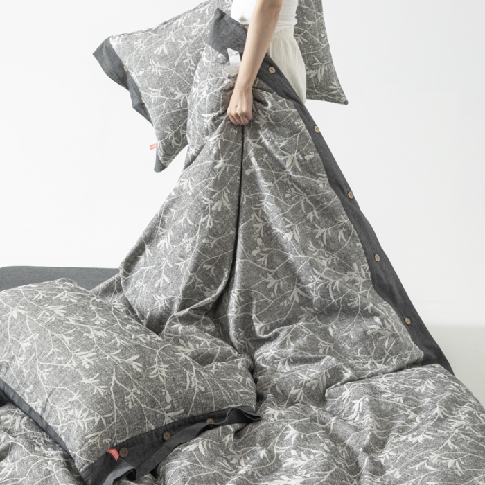 91家纺网 家纺一手货源 找家纺 安莱 双层纱大提花高奢工艺款疯狂生长系列四件套 春意生长--灰色