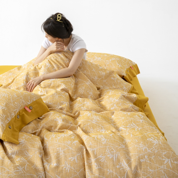 91家纺网 家纺一手货源 找家纺 安莱 双层纱大提花高奢工艺款疯狂生长系列四件套 春意生长--姜黄