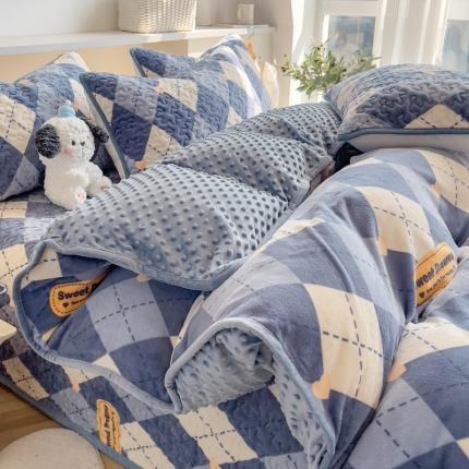 91家纺网 家纺一手货源 找家纺 赫梵茜 2023新款牛奶绒豆豆绒印花床盖被罩 英伦风尚