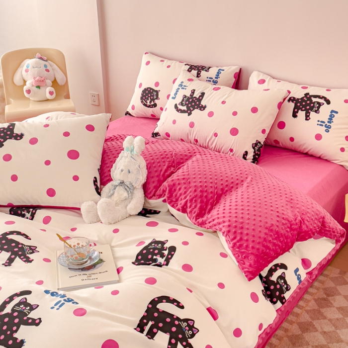 91家纺网 家纺一手货源 找家纺 千朵 2023新款棉加绒豆豆绒四件套 波点猫