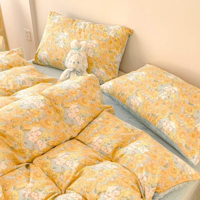 91家纺网 家纺一手货源 找家纺 千朵 2023新款棉加绒豆豆绒四件套 茶茶兔