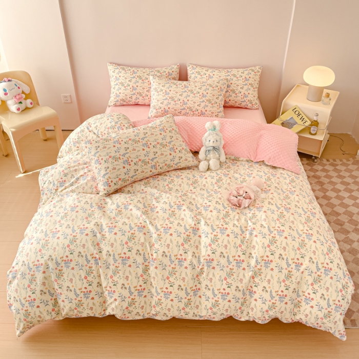 91家纺网 家纺一手货源 找家纺 千朵 2023新款棉加绒豆豆绒四件套 可爱花束