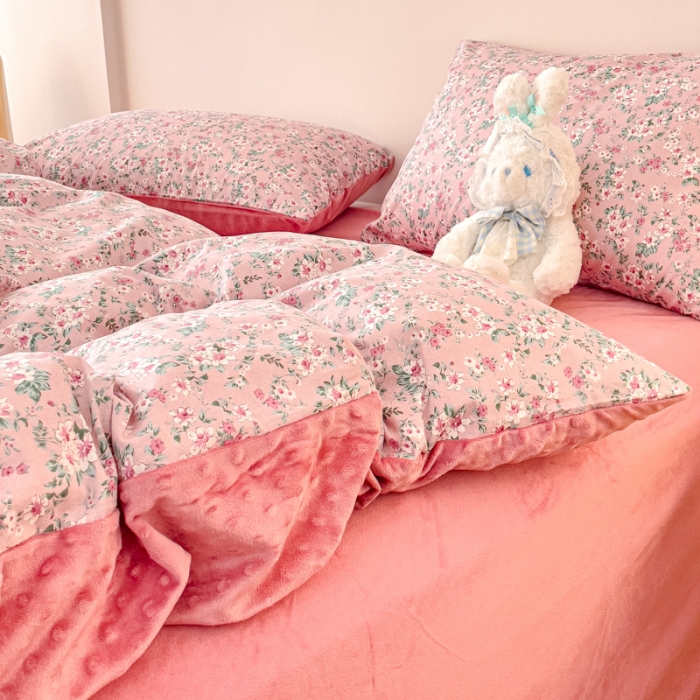 91家纺网 家纺一手货源 找家纺 千朵 2023新款棉加绒豆豆绒四件套 蔓春