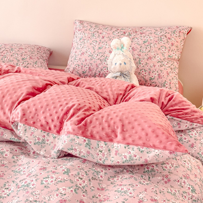 91家纺网 家纺一手货源 找家纺 千朵 2023新款棉加绒豆豆绒四件套 蔓春