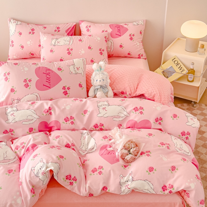 91家纺网 家纺一手货源 找家纺 千朵 2023新款棉加绒豆豆绒四件套 玫瑰猫
