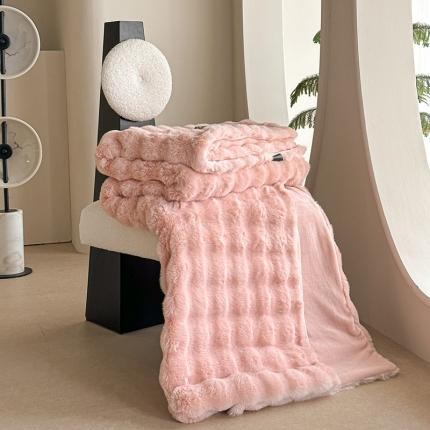 91家纺网 家纺一手货源 找家纺 梵希良品2023轻奢兔毛绒毯冬季加厚办公室午睡单人沙发盖毯高级感小被子 泡泡丘毛绒毯-粉色