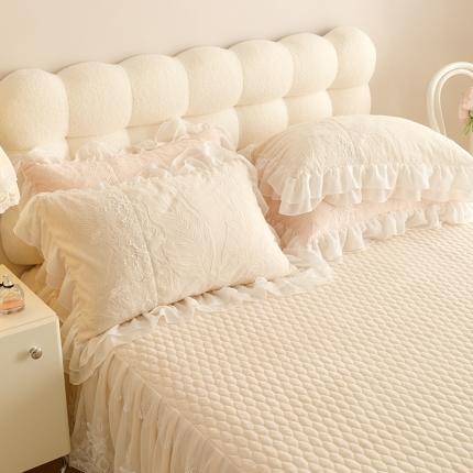 91家纺网 家纺一手货源 找家纺 （总）好儿喜家纺 2023新款密语系列牛奶绒四件套床裙款三件套