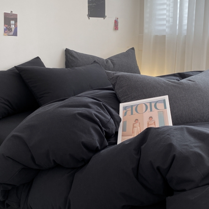 91家纺网 家纺一手货源 找家纺 柠萌家居 2023新款全棉色织暗黑黑色条纹四件套 色织暗黑