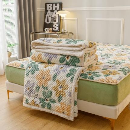 91家纺网 家纺一手货源 找家纺 （总）摩妮卡 2025新款提花豆豆绒三层毛毯