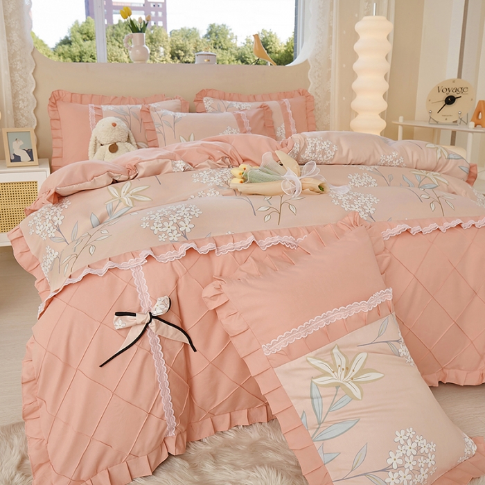 91家纺网 家纺一手货源 找家纺 靓生活 2023新款贡棉浪漫花边印花四件套 沐辰花开-芙蓉玉