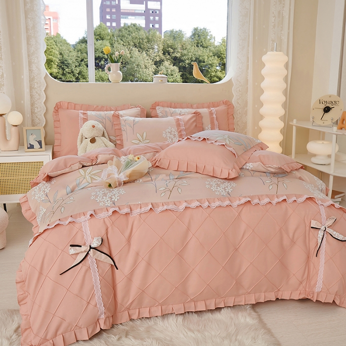 91家纺网 家纺一手货源 找家纺 靓生活 2023新款贡棉浪漫花边印花四件套 沐辰花开-芙蓉玉