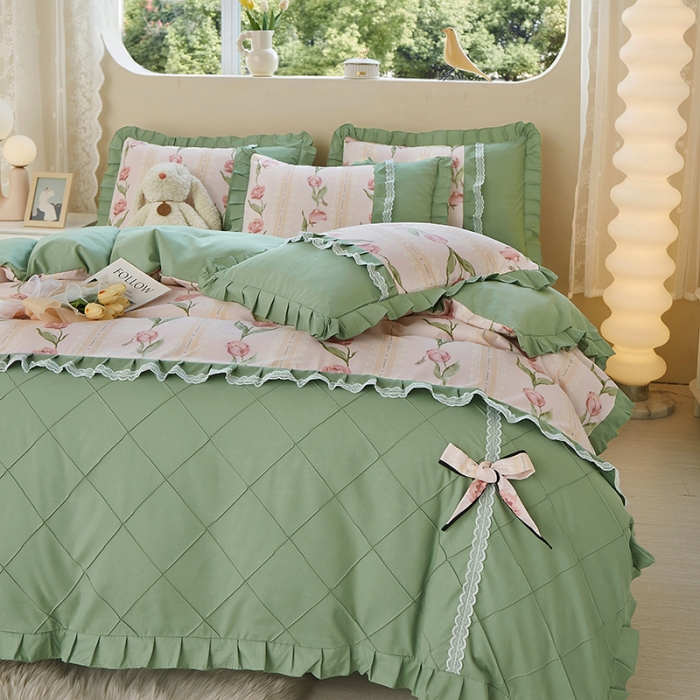 91家纺网 家纺一手货源 找家纺 靓生活 2023新款贡棉浪漫花边印花四件套 泫雅-樱桃粉